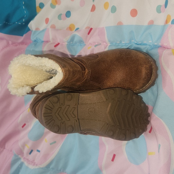 Boots - Picture 7 of 8